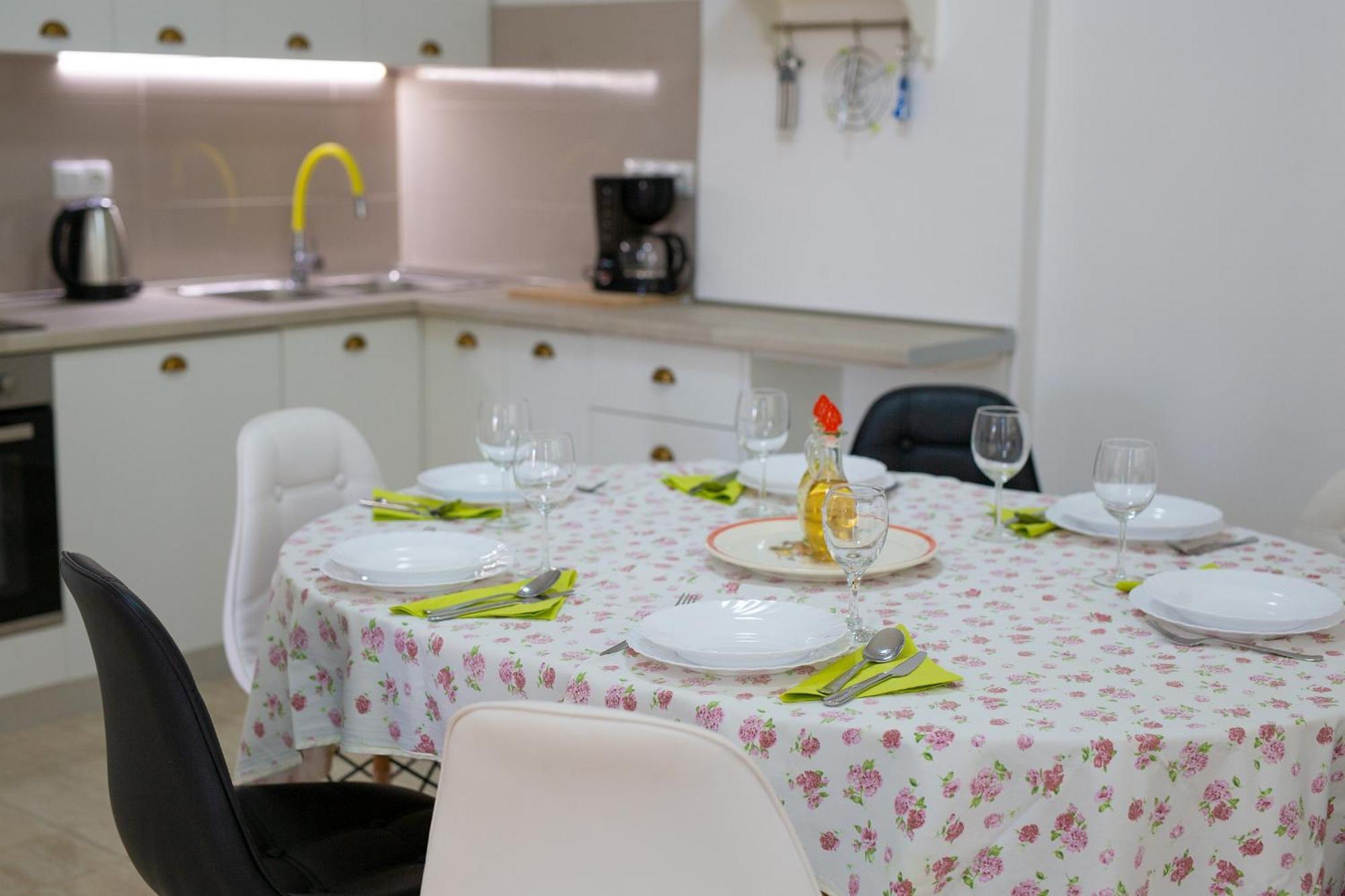 Apartments Rose كرك المظهر الخارجي الصورة